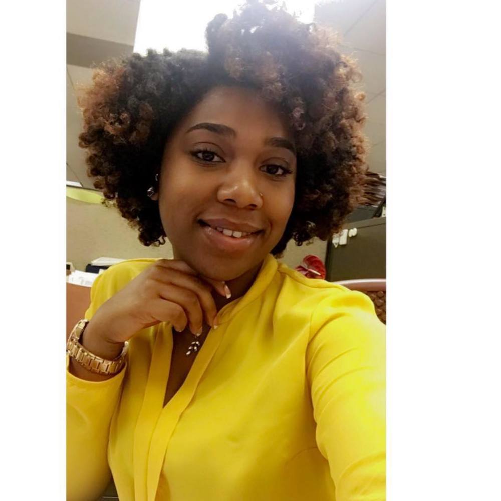 Meet your Posher, Nakea